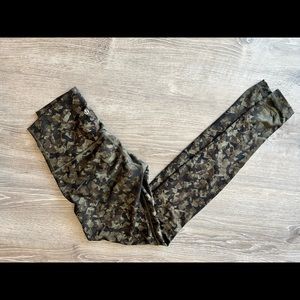 Camo Wunder Under Hi-rise - lululemon